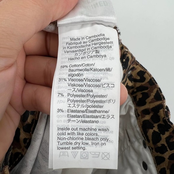 J. Crew Leopard 9" high-rise skinny jean with button fly Size 27 - Picture 6 of 8